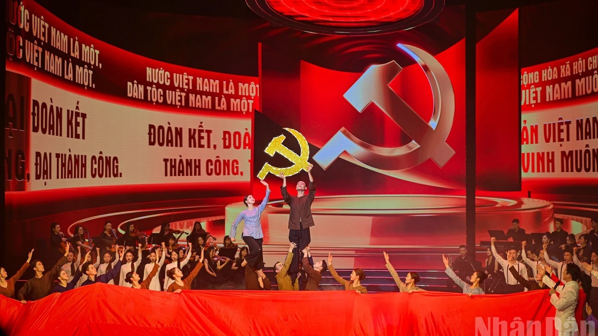 [Фото] Художественно-публицистическая программа «Вечная вера в Партию»